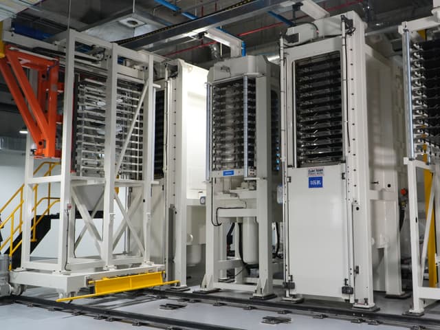 Lamination press
