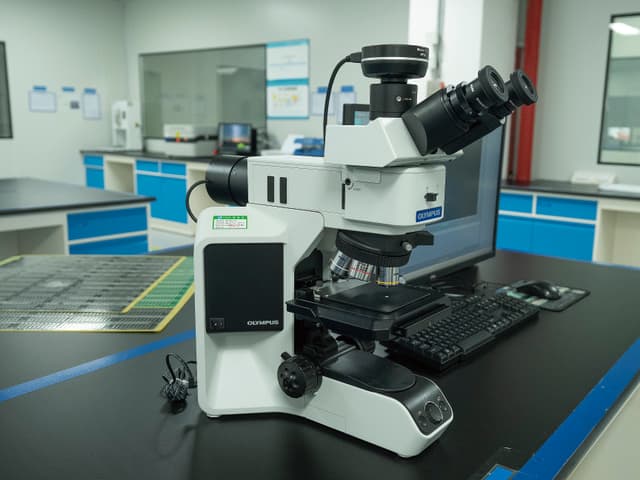 Metallographic microscope